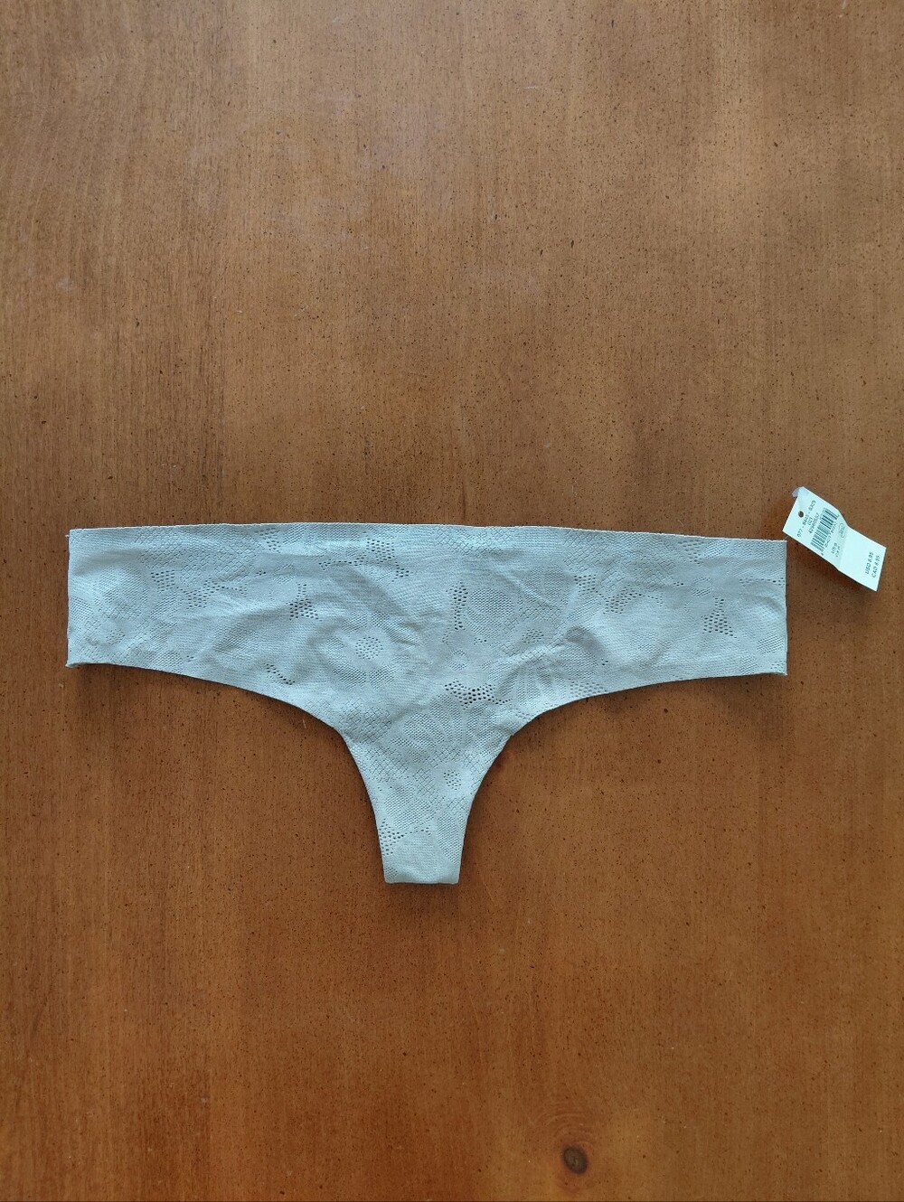 Aerie Cream Laser Cut Floral Low Rise Thong Panty NWT Size S